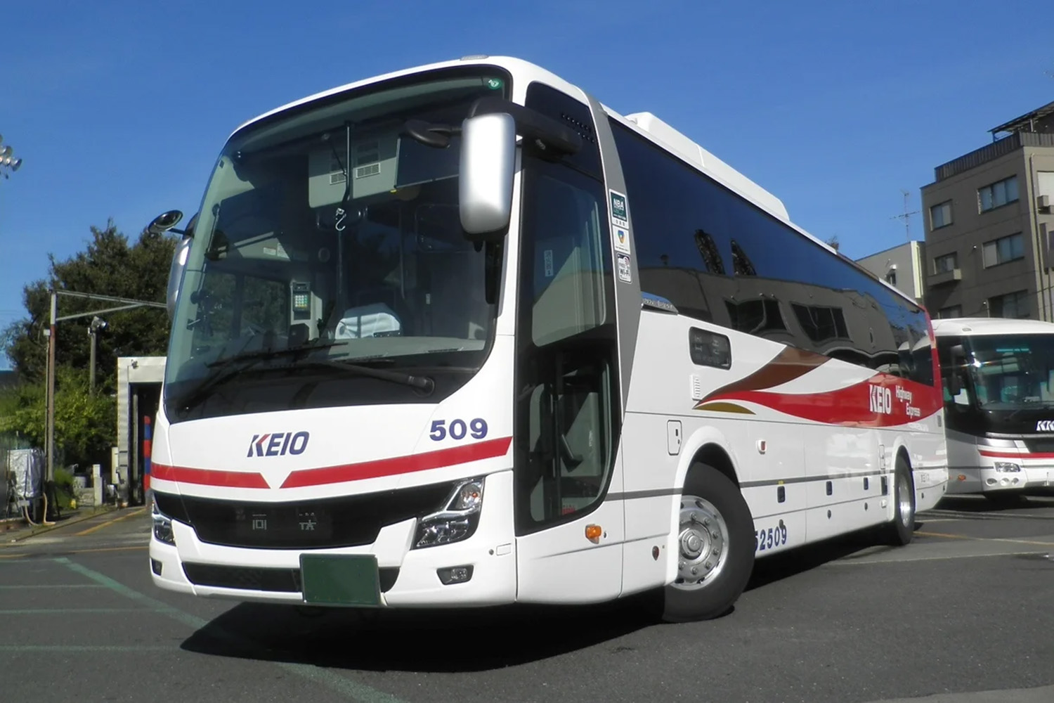 相席ブロックを逆手に取った「2席ひとりじめシート」という合法プレミア席が誕生