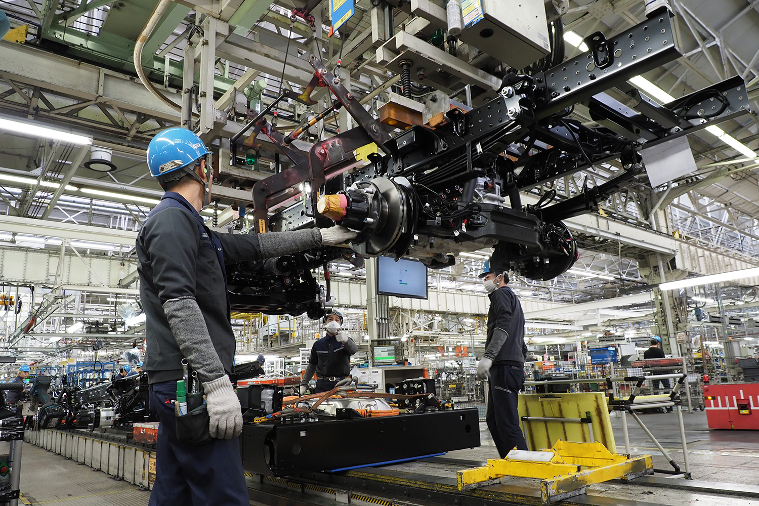 バッテリー組み付け工程