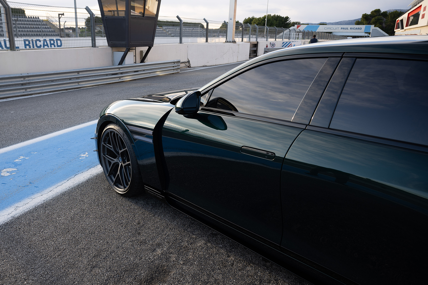 ジェネシスが「G90 ウィングバックコンセプト」を公開 〜 画像7