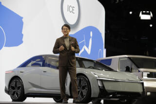 トヨタ・カローラ コンセプトの攻めっぷりにミスターカローラもご満悦