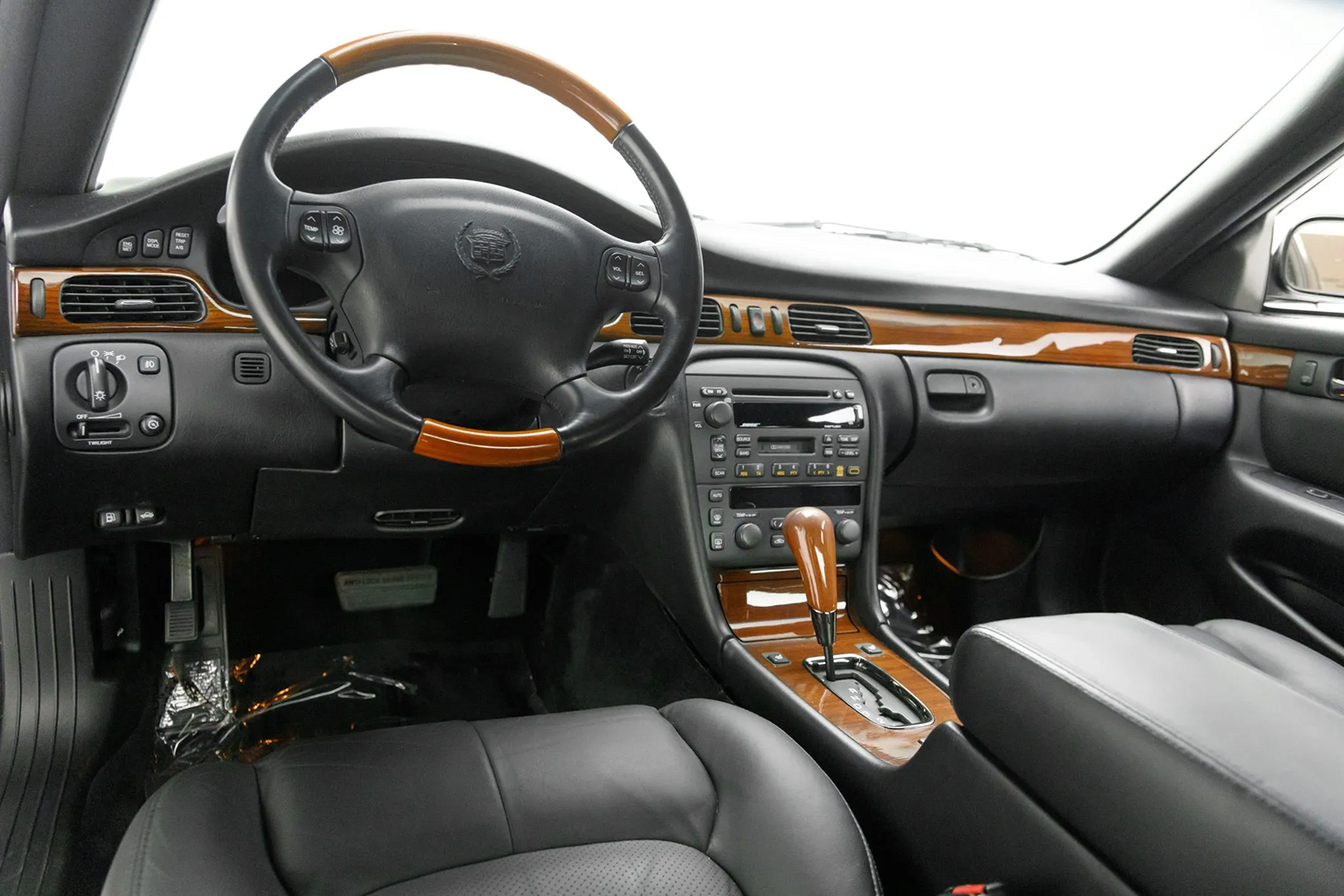 日本の高級車に真っ向勝負を挑んだ異端児「キャデラック・セビル」 〜 画像8