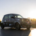 【画像】【試乗】ジャパンモビリティショーで話題のホットハッチ「ホンダ・スーパーワン」に乗ったぞ！　まるでミッドシップスポーツのようなハンドリングに興奮が抑えられない 〜 画像31