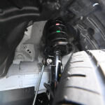 【画像】【試乗】ダンパーのオイルが変わると走りが変わる……ってホント？　KYBの次世代オイル「サステナルブ」を試したらマジで激変して驚きしかない 〜 画像18