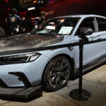 【画像】シビックタイプＲ用の無限パーツが衝撃プライス！　もう１台タイプＲが買えるレベルでも「買って損ナシ」と言えるワケ 〜 画像1