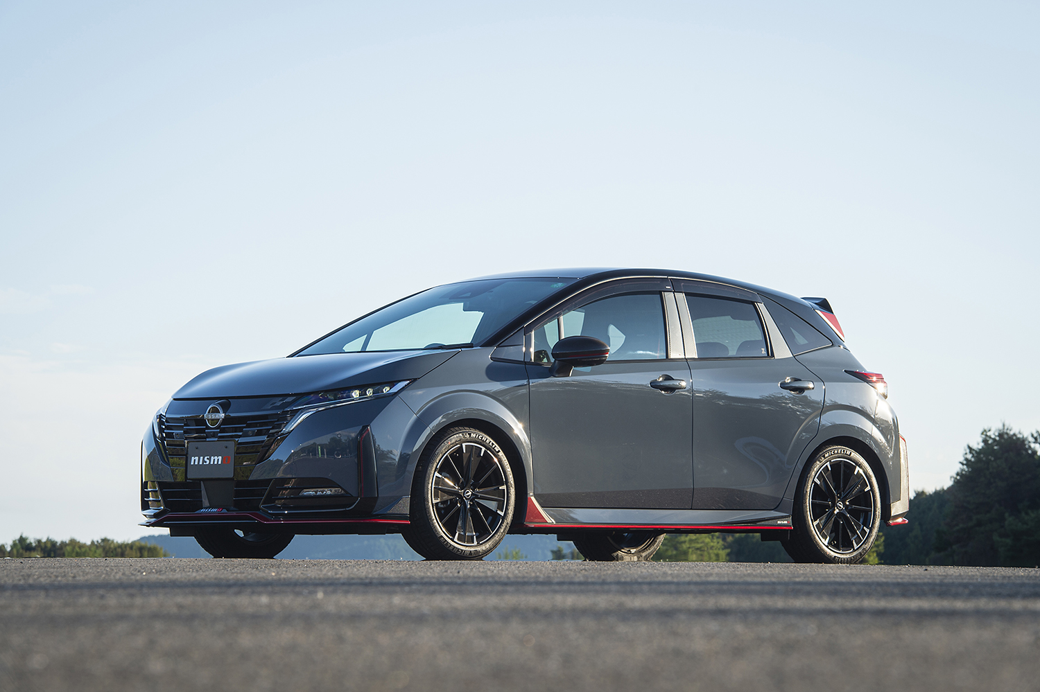 日産 ノートオーラNISMO tuned e-POWER 4WD 〜 画像33