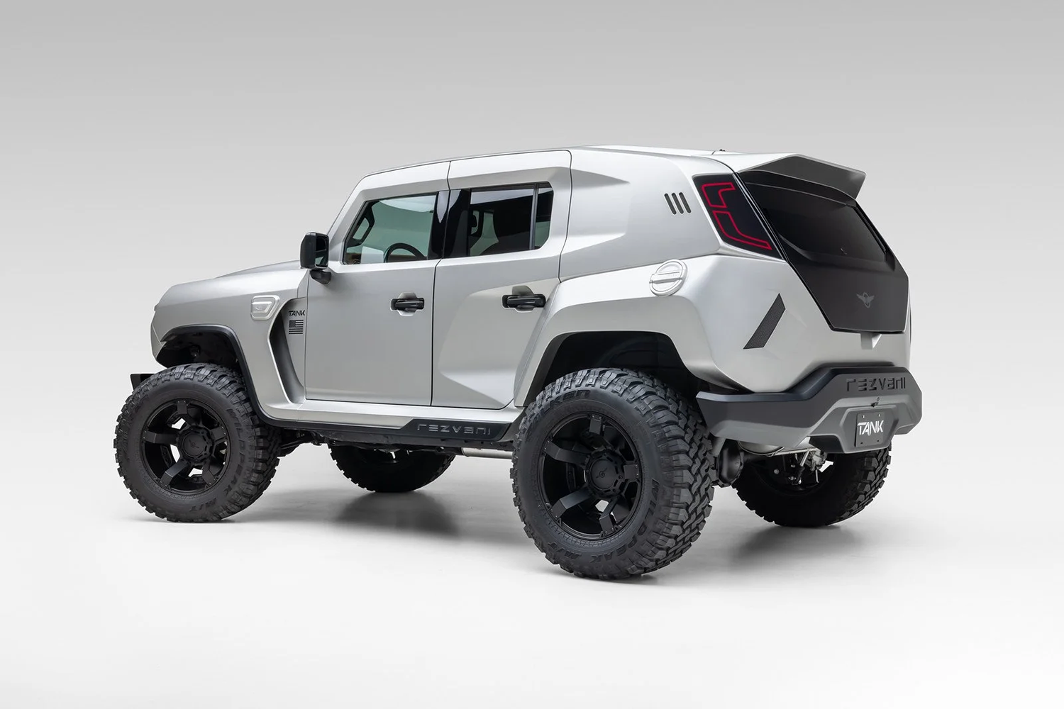 何があっても生き残れそうな「レズバニ・タンク」とは 〜 画像3