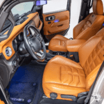 【画像】中身はラグジュアリーなのに「防弾仕様」に「サーマルカメラ」って軍用車かよ！　たった2000万円で超絶安心が買える「レズバニ・タンク」がこれぞアメリカなクルマだった 〜 画像11