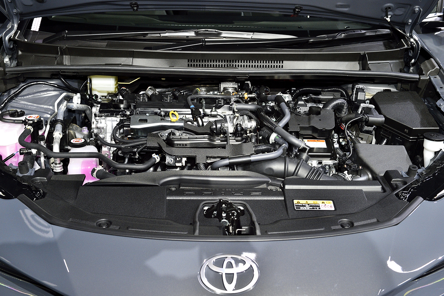 トヨタ・プリウスのエンジン