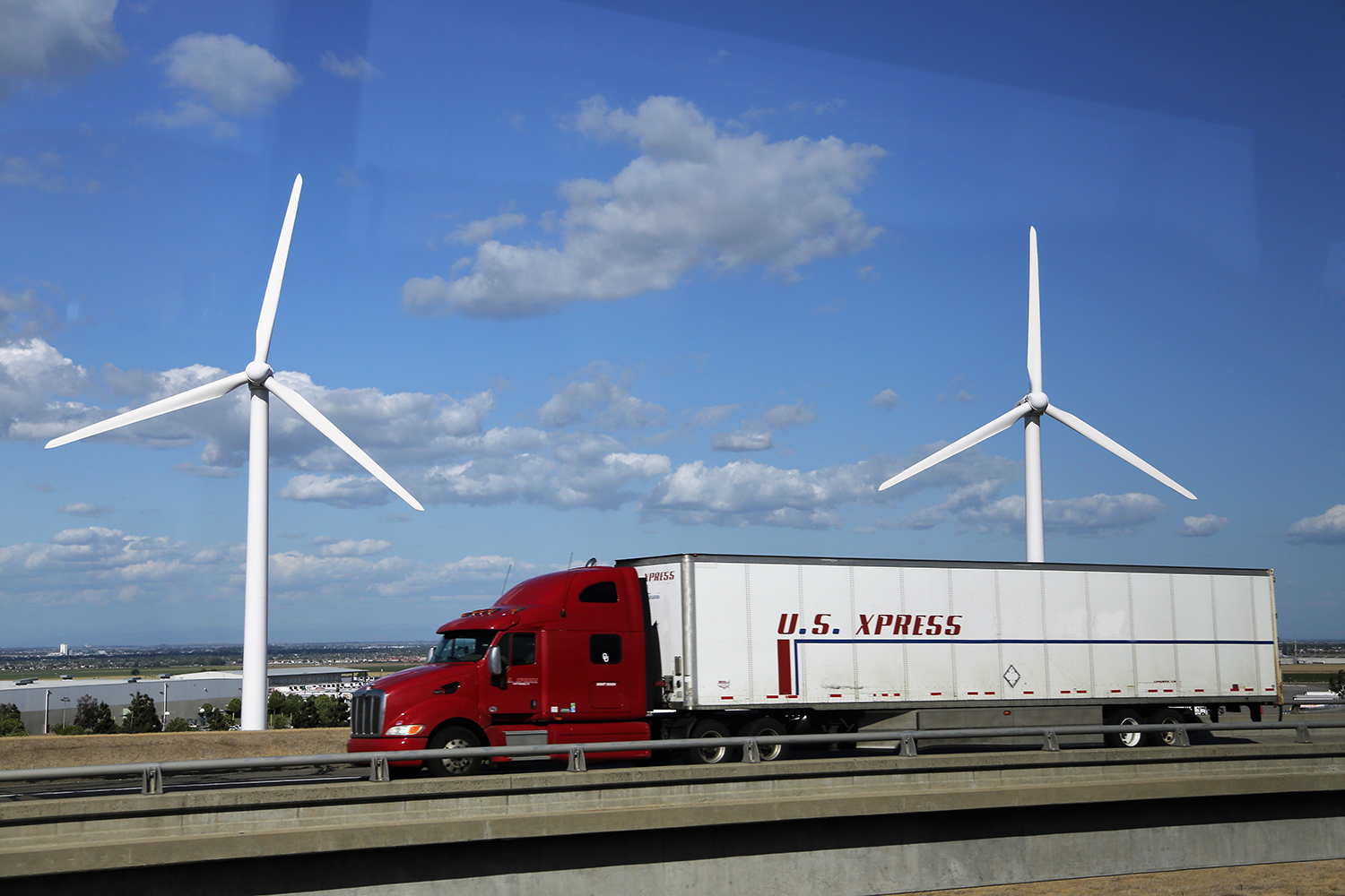 アメリカで走るトレーラー