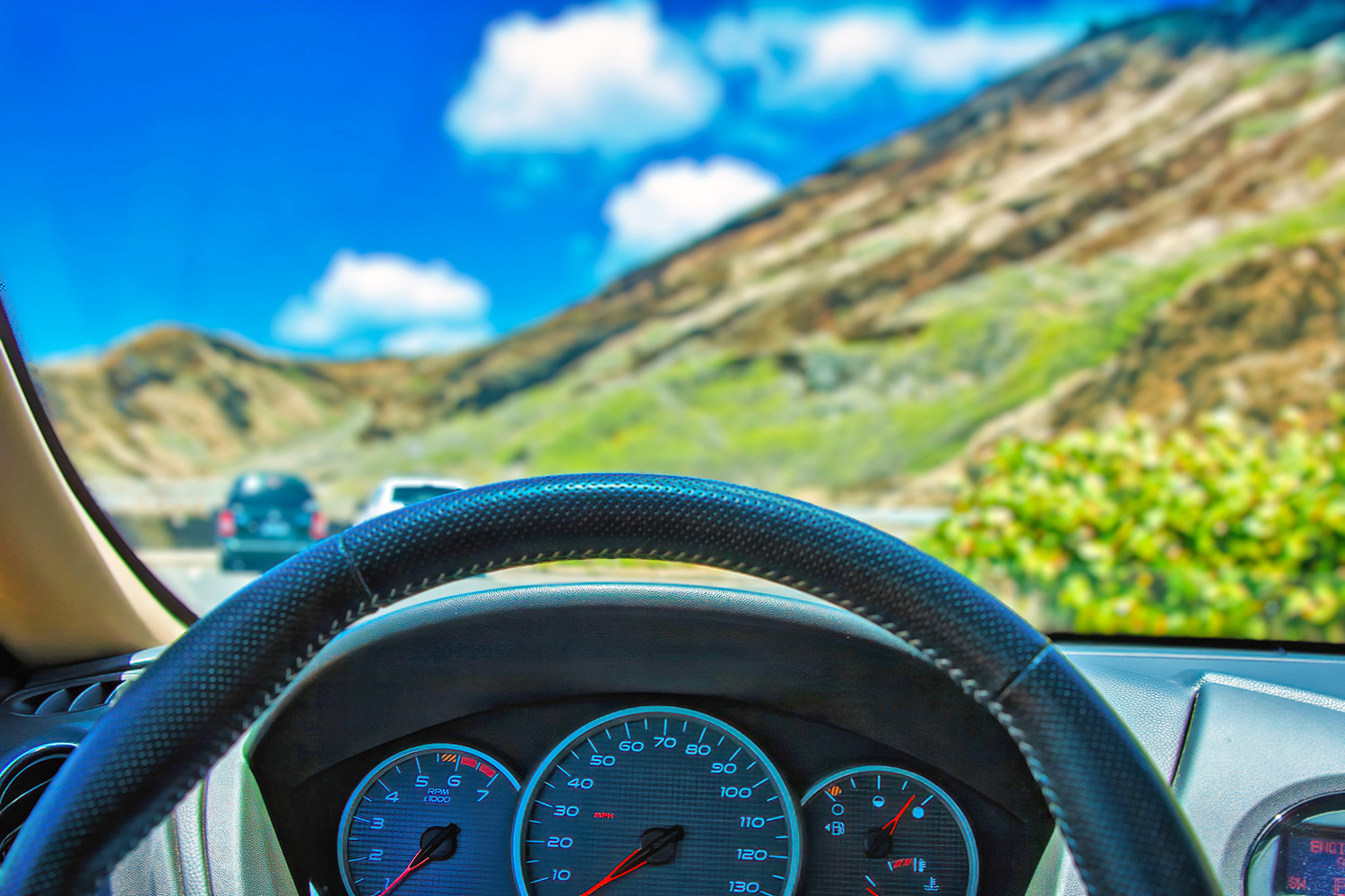 左ハンドル車を運転するイメージ 〜 画像6