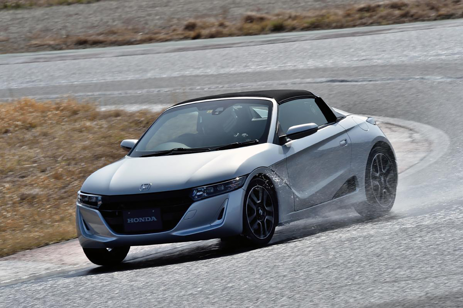 軽EVのヒットで証明された軽に必要な要素は馬力ではなくトルクという事実