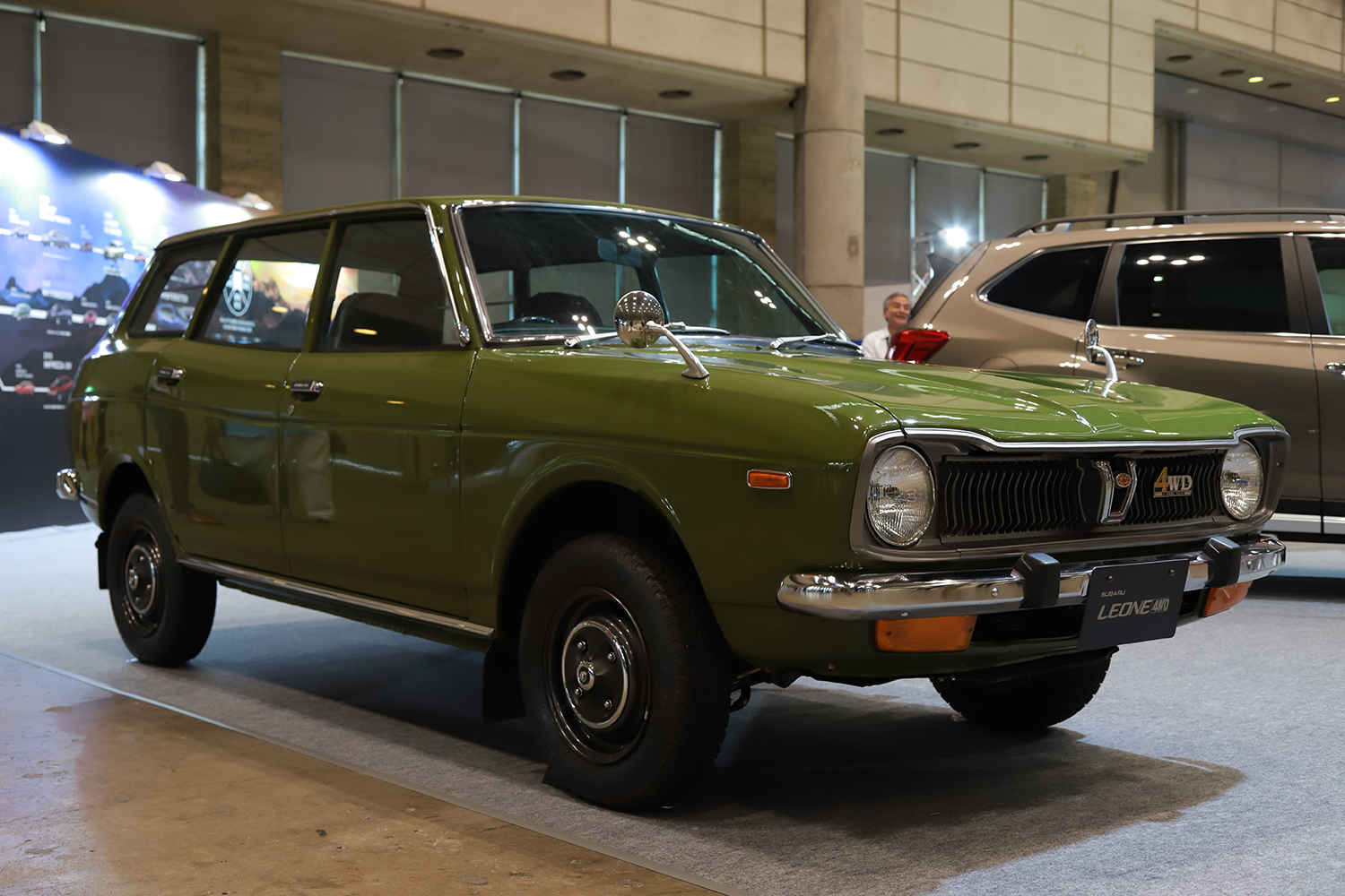 スバル・レオーネバン