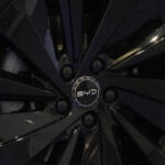 【画像】PHEVのSUVが400万円以下で購入できる衝撃！　BYDより発売された最新SUV「SEALION６」のコスパがヤバすぎた撃上陸 〜 画像41