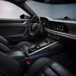 【画像】ポルシェ911が電動ターボ２機がけで異次元の速さに！　怪物化した「911ターボＳ」衝撃のマイチェン 〜 画像1