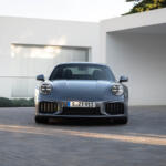 【画像】ポルシェ911が電動ターボ２機がけで異次元の速さに！　怪物化した「911ターボＳ」衝撃のマイチェン 〜 画像2