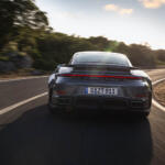 【画像】ポルシェ911が電動ターボ２機がけで異次元の速さに！　怪物化した「911ターボＳ」衝撃のマイチェン 〜 画像3