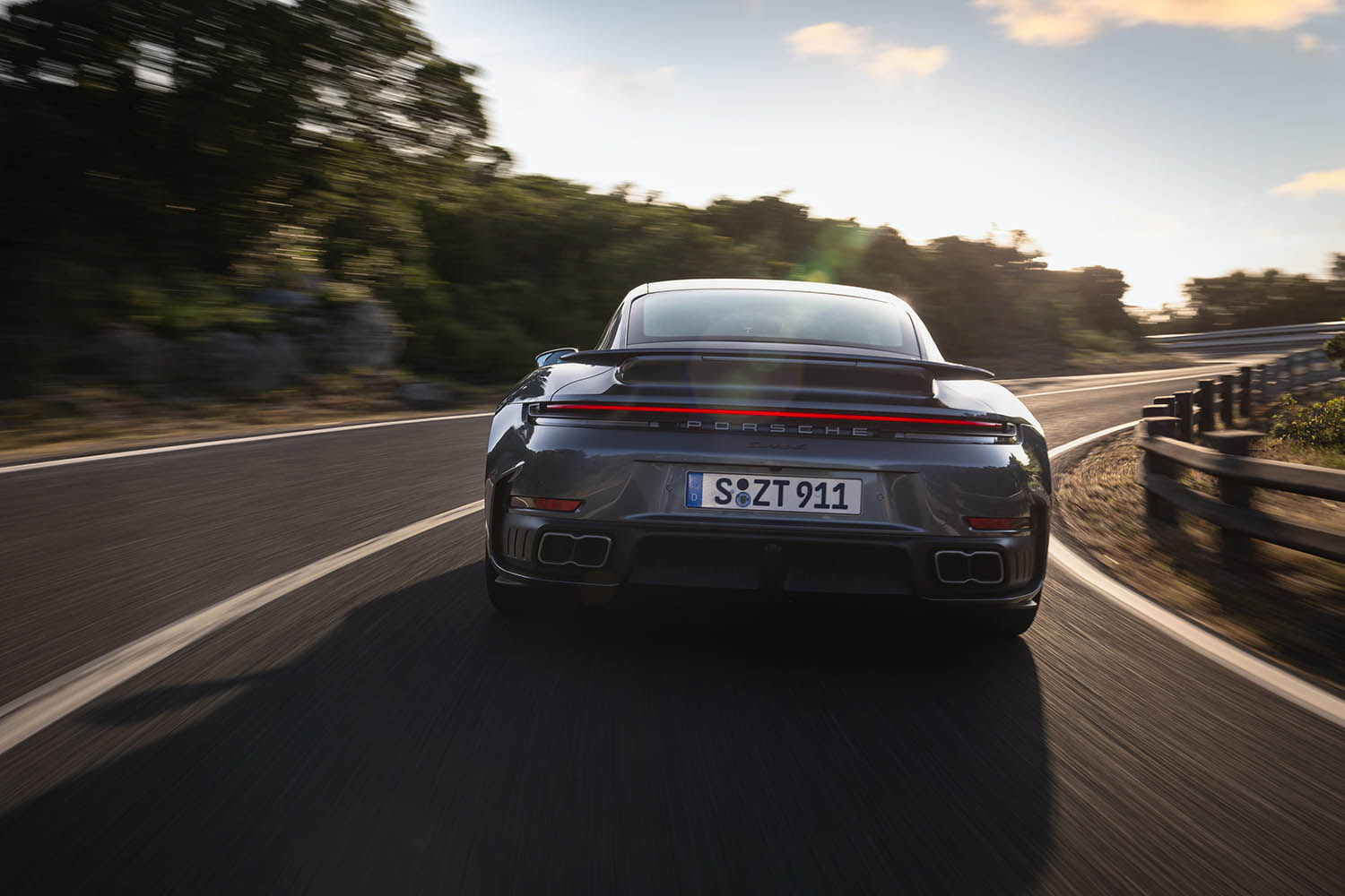 これぞ911の頂点「Turbo S」の衝撃 〜 画像3
