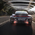 【画像】ポルシェ911が電動ターボ２機がけで異次元の速さに！　怪物化した「911ターボＳ」衝撃のマイチェン 〜 画像10