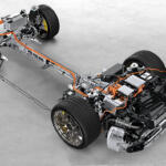 【画像】ポルシェ911が電動ターボ２機がけで異次元の速さに！　怪物化した「911ターボＳ」衝撃のマイチェン 〜 画像7