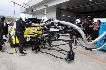 EVが普及するだしないだ結局エンジン車はこの先どうなる？　内燃機関の存続は「燃料」次第だった！