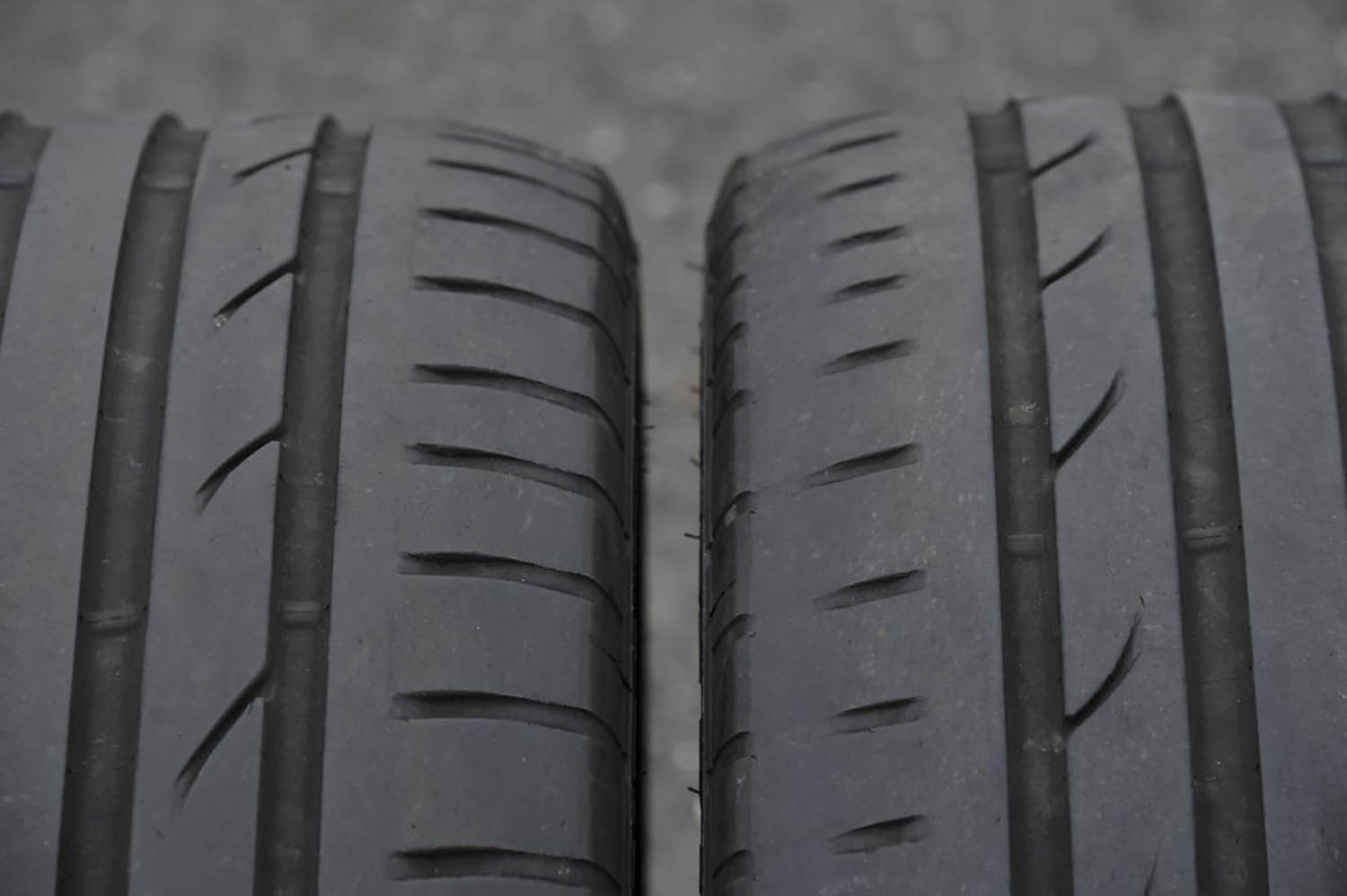 サマータイヤのイメージ