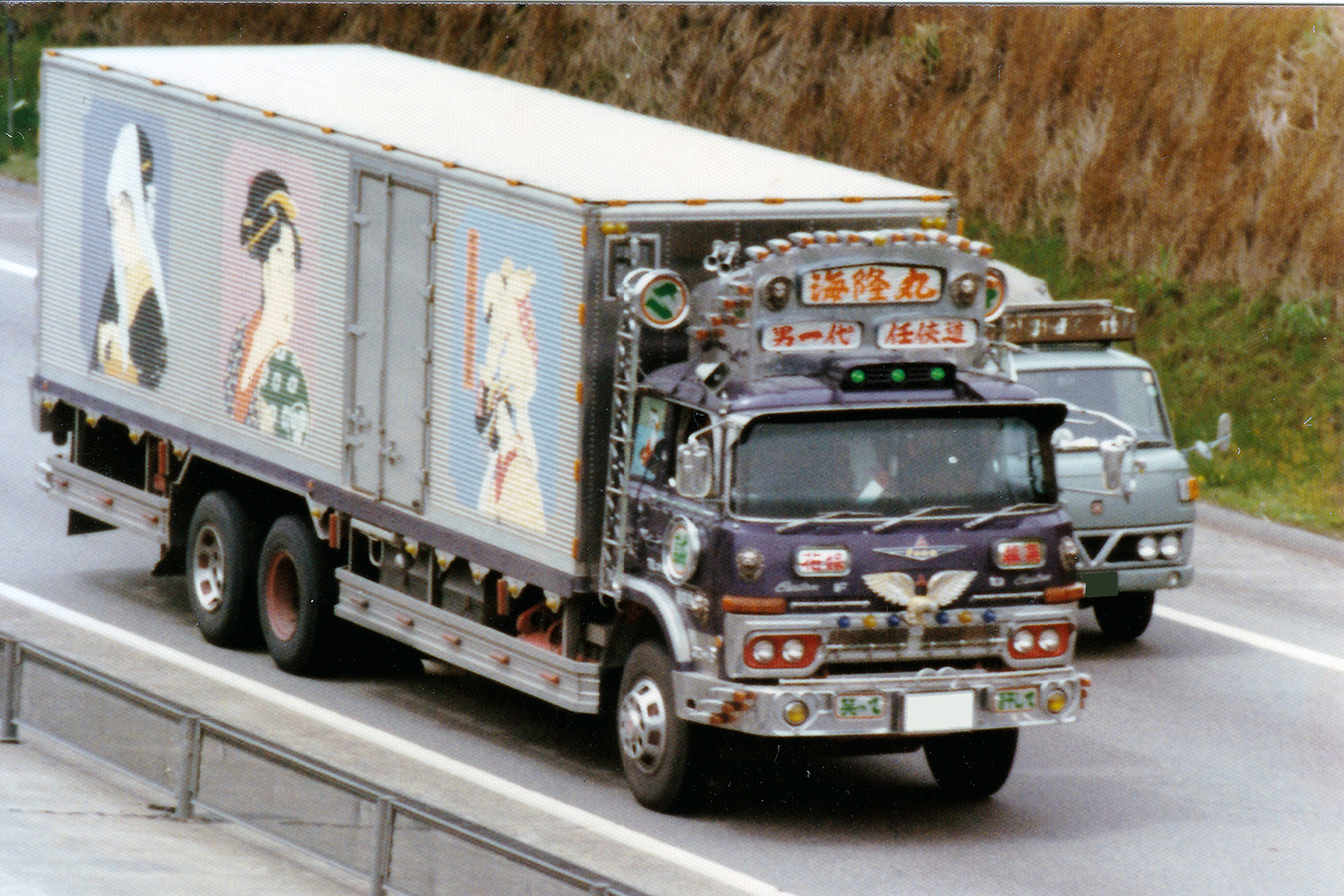 トラックドライバーに課せられるあまりにも理不尽な要求