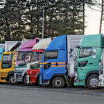 【画像】メーカー純正のパーツでもメッキだからダメ！　トラック野郎が受けた理不尽すぎる仕打ち 〜 画像1