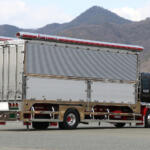 【画像】メーカー純正のパーツでもメッキだからダメ！　トラック野郎が受けた理不尽すぎる仕打ち 〜 画像2