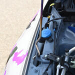 【画像】オフ会でボンネットを開ければプチヒーロー確定！　フジツボの「チタン製の虹色棒」がクルマ好きに刺さりまくり 〜 画像4