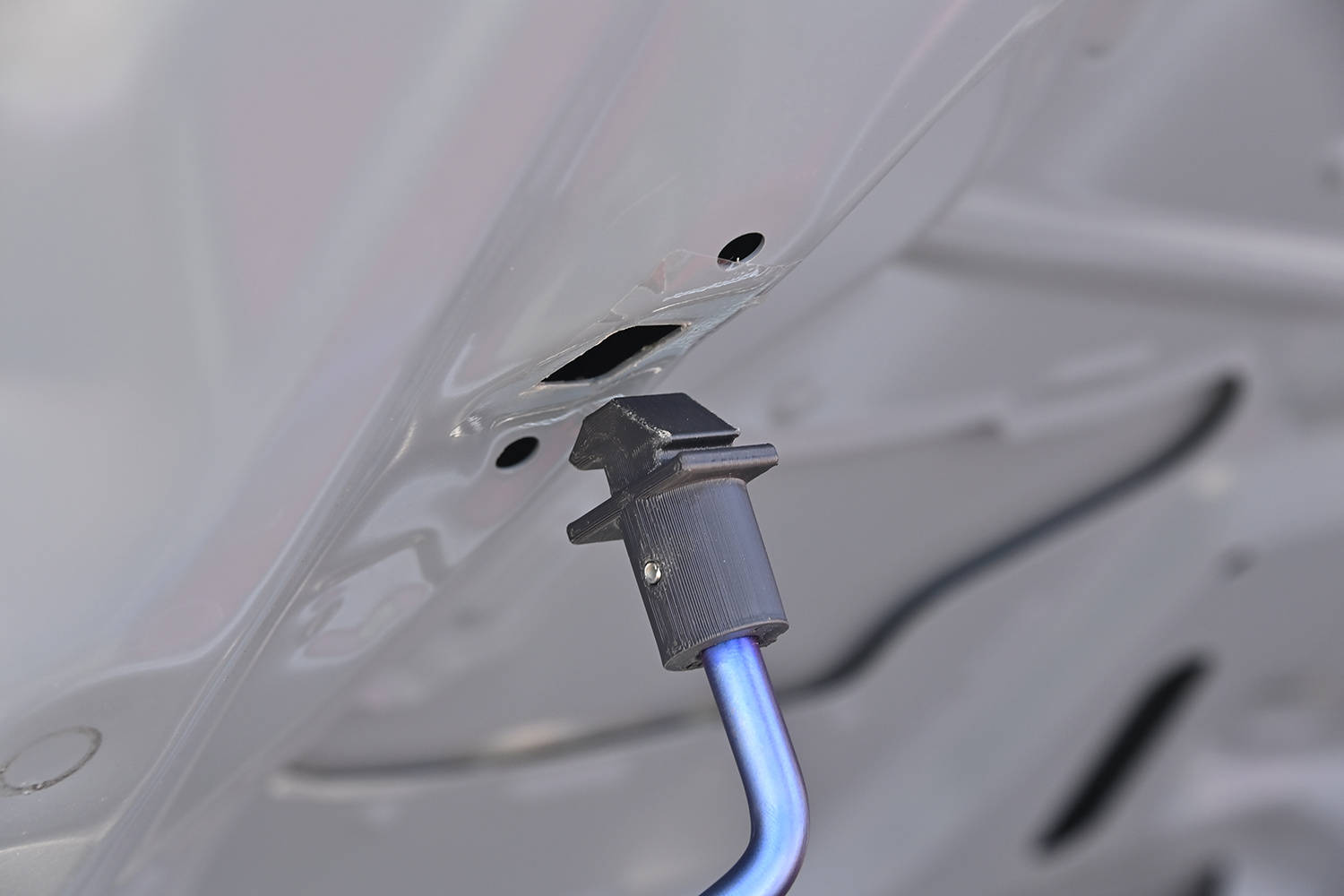 フジツボが全力投球するチタン製の棒「HOOD SUPPORT」とは 〜 画像6