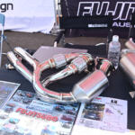 【画像】オフ会でボンネットを開ければプチヒーロー確定！　フジツボの「チタン製の虹色棒」がクルマ好きに刺さりまくり 〜 画像10