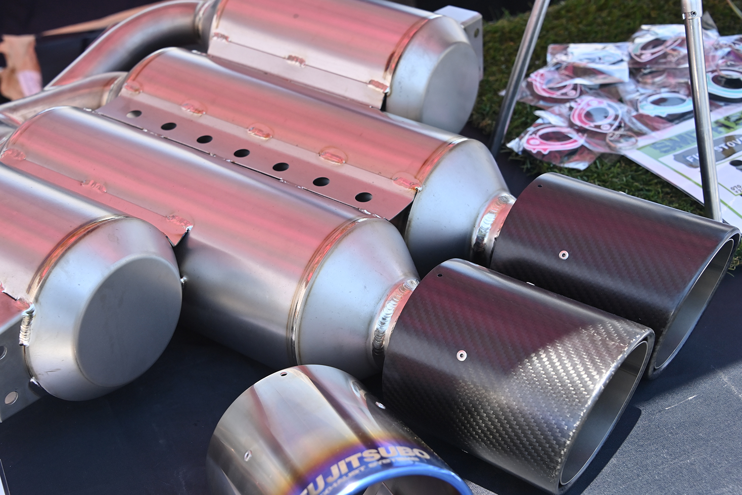 フジツボが全力投球するチタン製の棒「HOOD SUPPORT」とは 〜 画像12