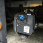 【画像】トラックの排ガスを浄化する液体「アドブルー」！　聞けども見たことないアドブルーに対面してみた 〜 画像1