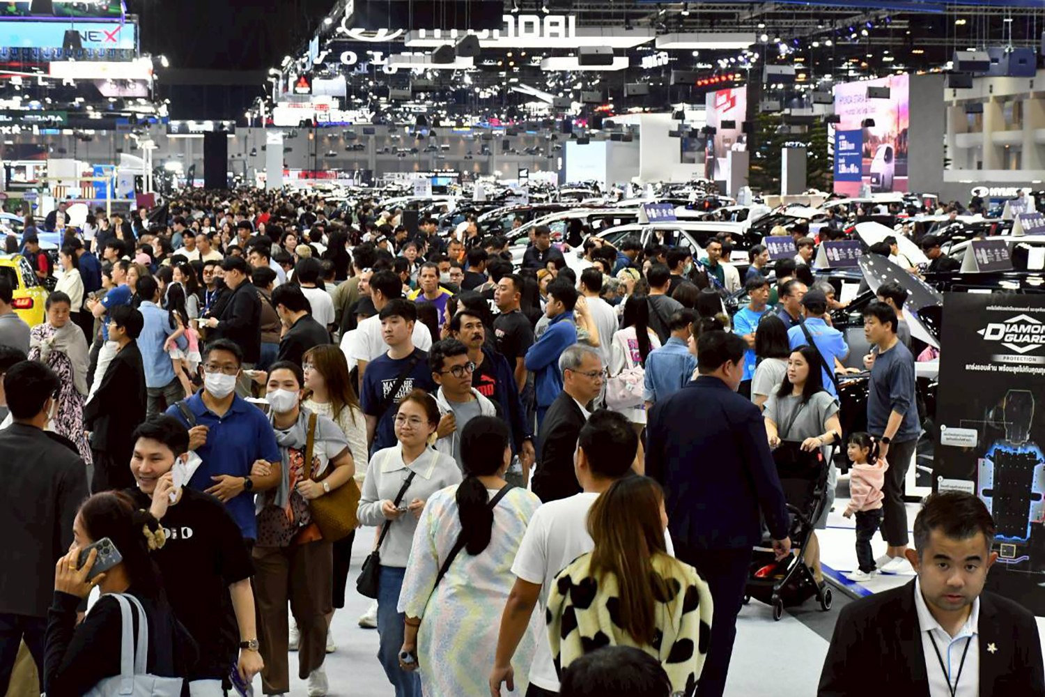 東南アジアではお金持ち爆増で新車需要が急増中だった 〜 画像4