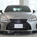 【画像】「あなた誰？」レベルの激変っぷり！　３度のマイチェンでまるで別人に変身したレクサスISの顔を追ってみた 〜 画像9