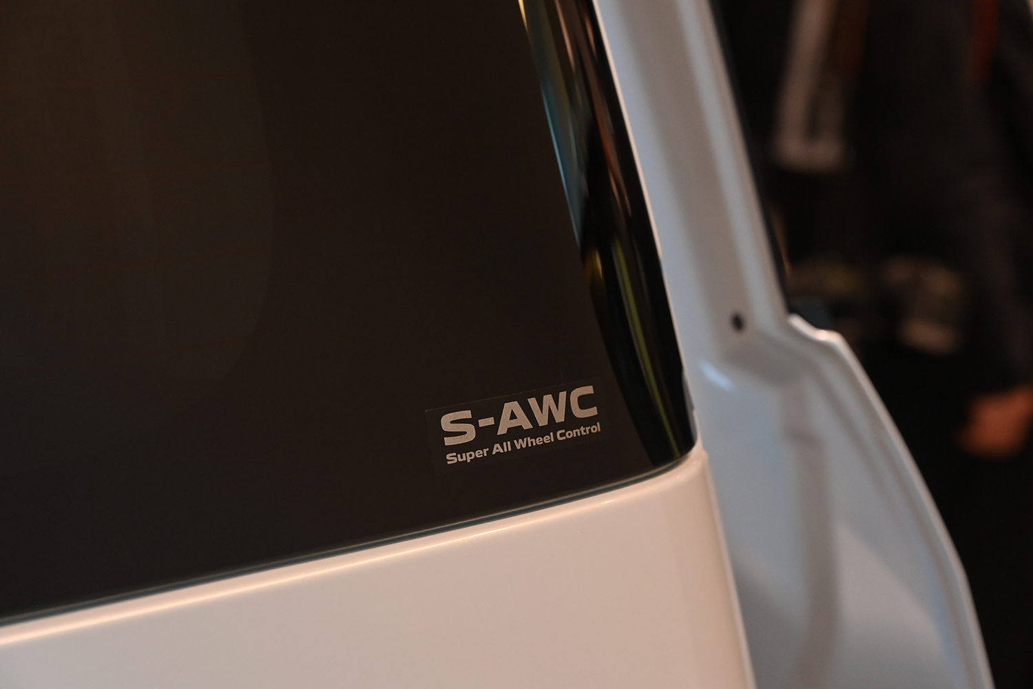 三菱 新型デリカD:5