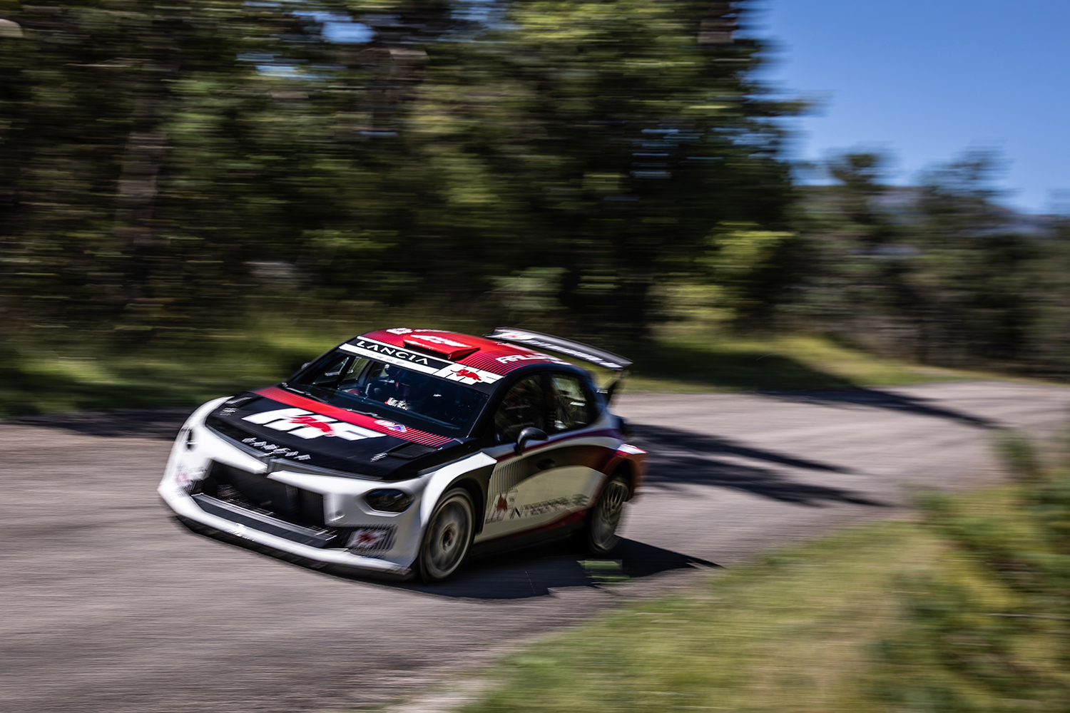 ラリーの歴史に刻まれる脅威のランチア伝説 〜 画像8