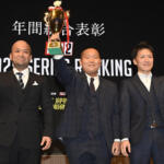 【画像】どうみても中学生……なのにスゴ腕ドリフトでチャンピオン!?　フォーミュラ・ドリフト・ジャパンの表彰パーティーが衝撃そのもの!! 〜 画像5