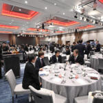 【画像】どうみても中学生……なのにスゴ腕ドリフトでチャンピオン!?　フォーミュラ・ドリフト・ジャパンの表彰パーティーが衝撃そのもの!! 〜 画像91