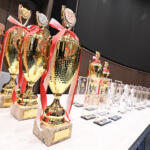 【画像】どうみても中学生……なのにスゴ腕ドリフトでチャンピオン!?　フォーミュラ・ドリフト・ジャパンの表彰パーティーが衝撃そのもの!! 〜 画像93