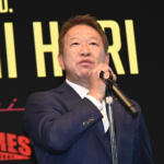 【画像】どうみても中学生……なのにスゴ腕ドリフトでチャンピオン!?　フォーミュラ・ドリフト・ジャパンの表彰パーティーが衝撃そのもの!! 〜 画像99