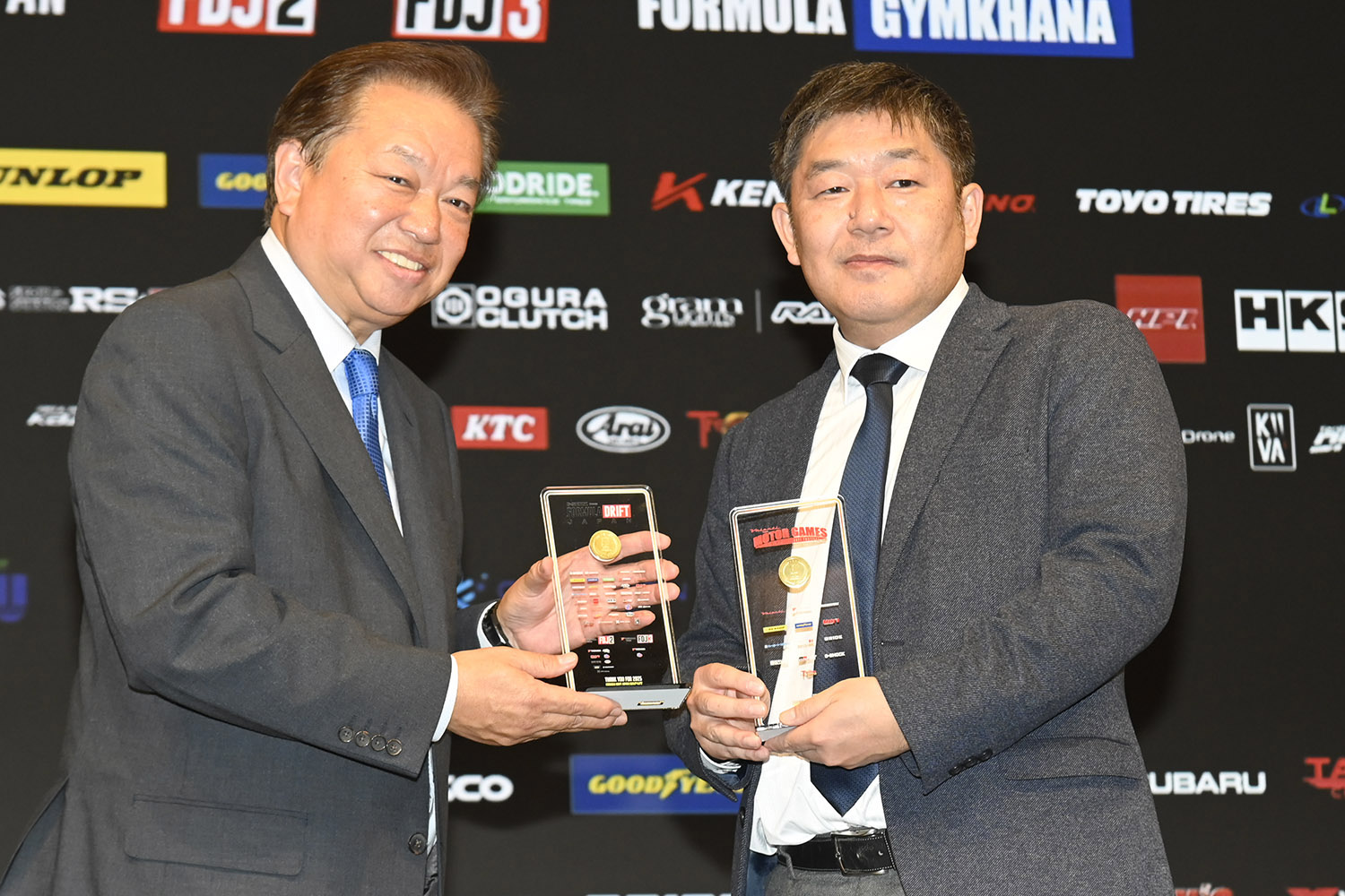フォーミュラ・ドリフト・ジャパンの表彰パーティーが衝撃そのもの!! 〜 画像15