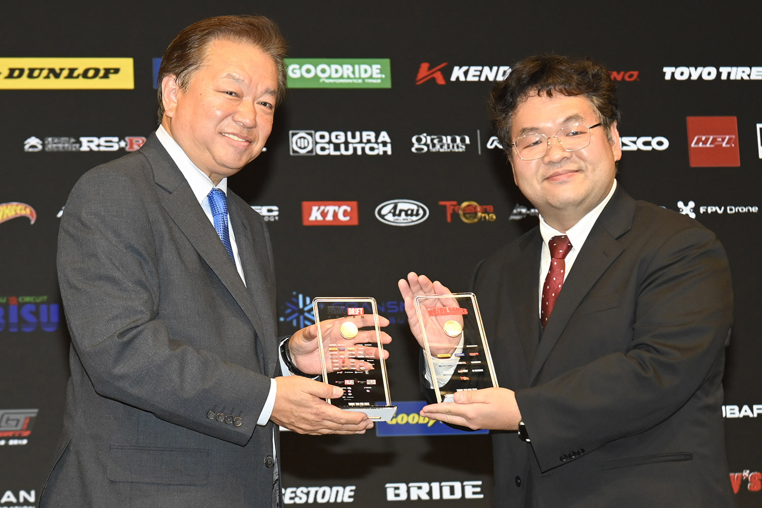 フォーミュラ・ドリフト・ジャパンの表彰パーティーが衝撃そのもの!! 〜 画像17