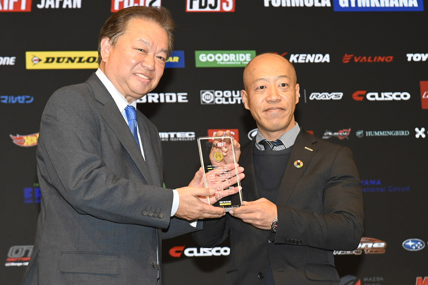 フォーミュラ・ドリフト・ジャパンの表彰パーティーが衝撃そのもの!! 〜 画像18