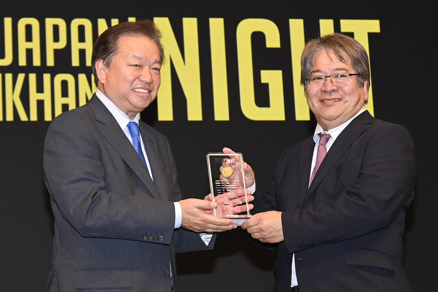 フォーミュラ・ドリフト・ジャパンの表彰パーティーが衝撃そのもの!! 〜 画像29