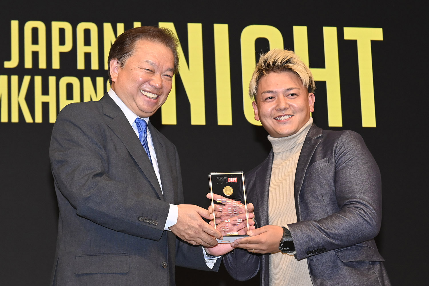 フォーミュラ・ドリフト・ジャパンの表彰パーティーが衝撃そのもの!! 〜 画像38