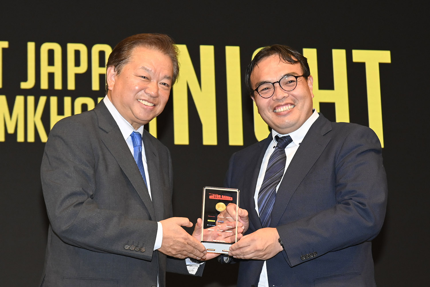 フォーミュラ・ドリフト・ジャパンの表彰パーティーが衝撃そのもの!! 〜 画像39