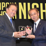 【画像】どうみても中学生……なのにスゴ腕ドリフトでチャンピオン!?　フォーミュラ・ドリフト・ジャパンの表彰パーティーが衝撃そのもの!! 〜 画像43