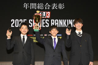 フォーミュラ・ドリフト・ジャパンの表彰パーティーが衝撃そのもの!!