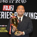 【画像】どうみても中学生……なのにスゴ腕ドリフトでチャンピオン!?　フォーミュラ・ドリフト・ジャパンの表彰パーティーが衝撃そのもの!! 〜 画像69